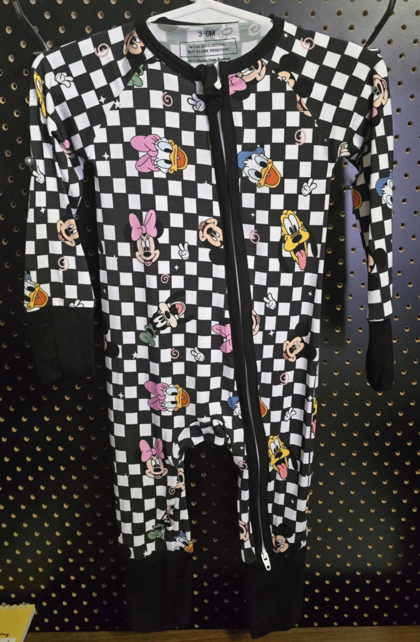 Mouse checkered