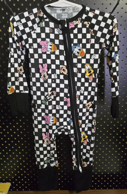 Mouse checkered