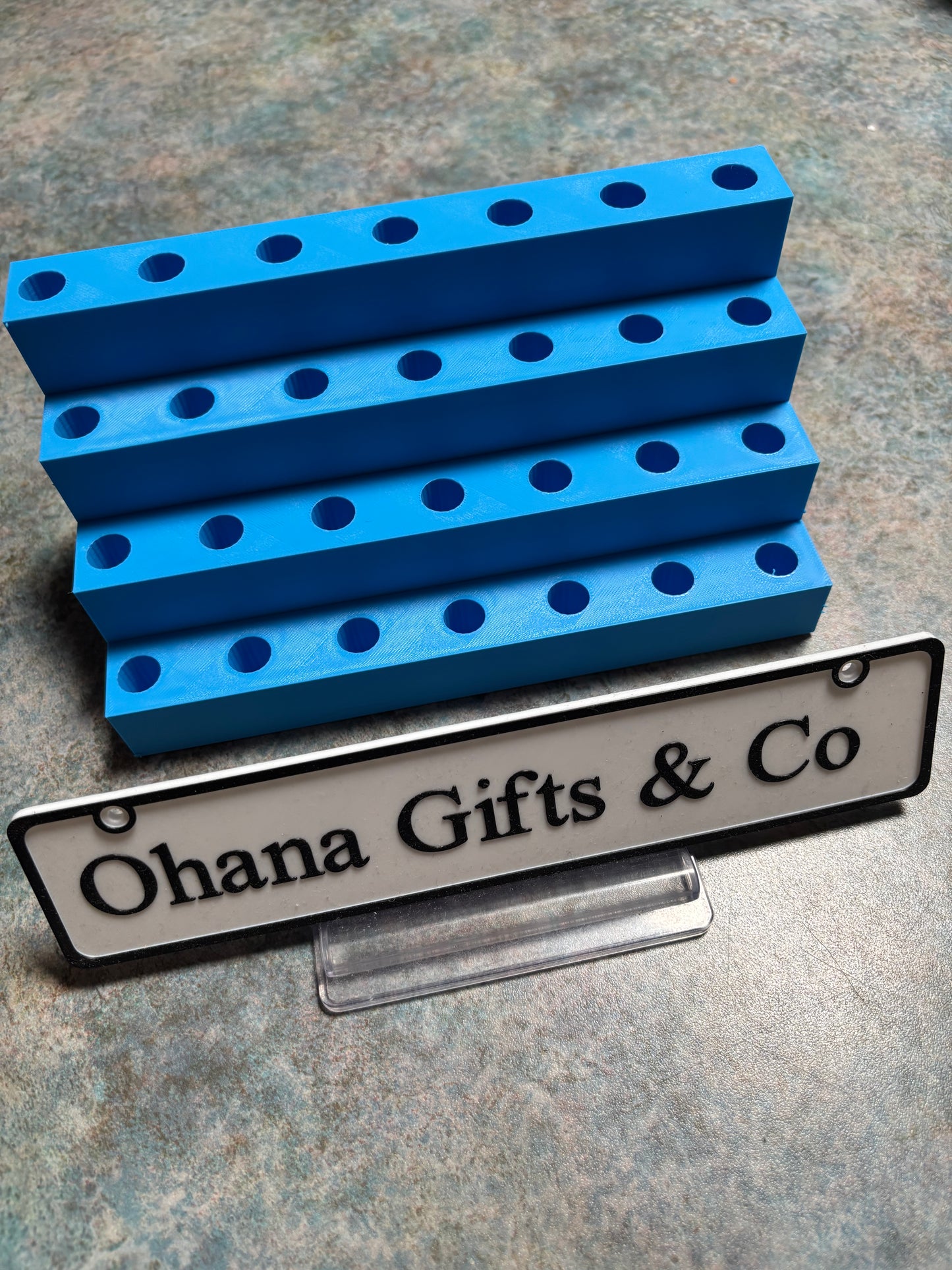 Pen stand