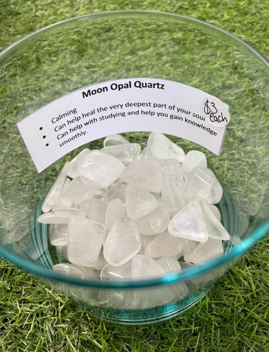 Moon opal quartz meaning